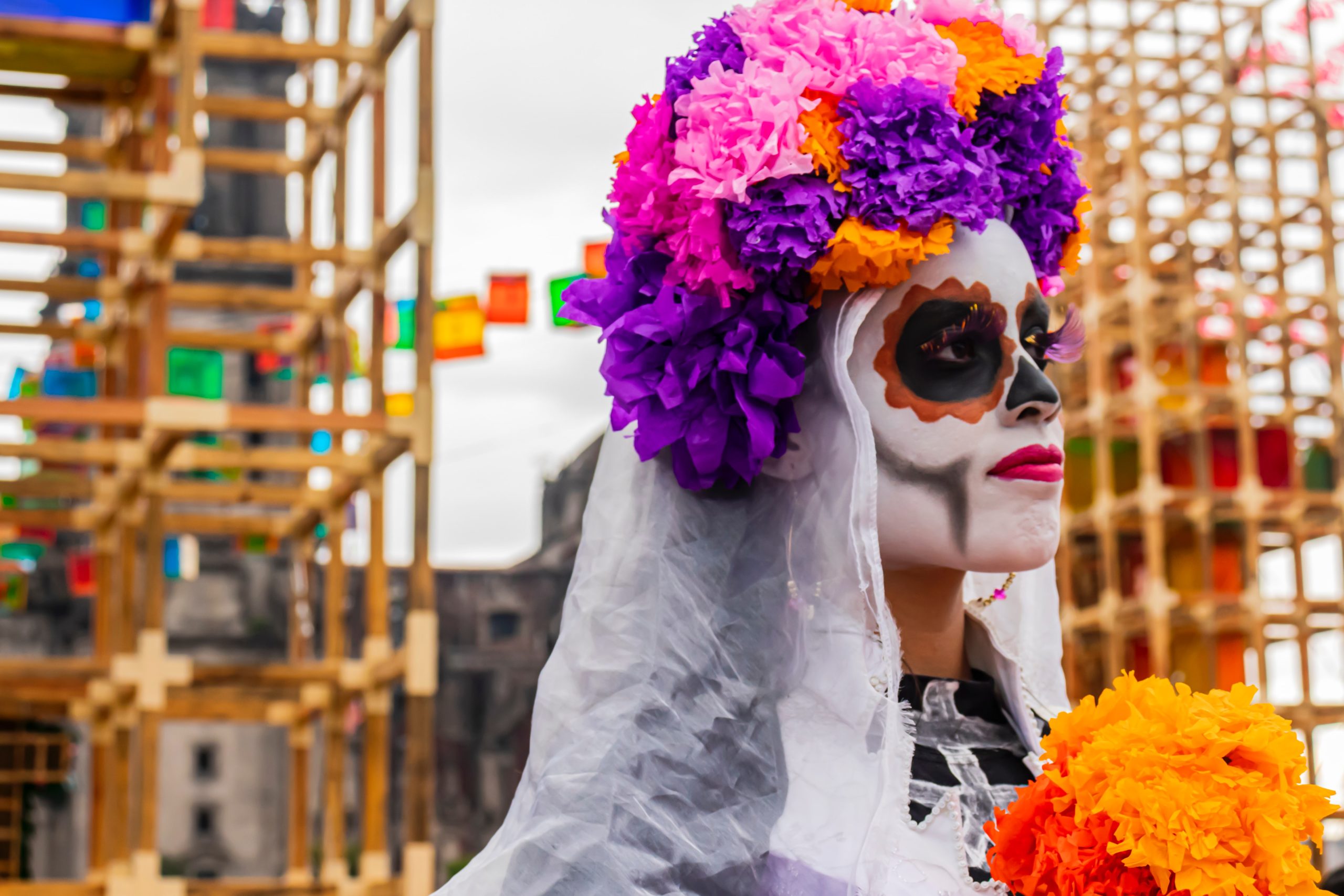 Why Halloween And Day Of The Dead Are Two Completely Different ...